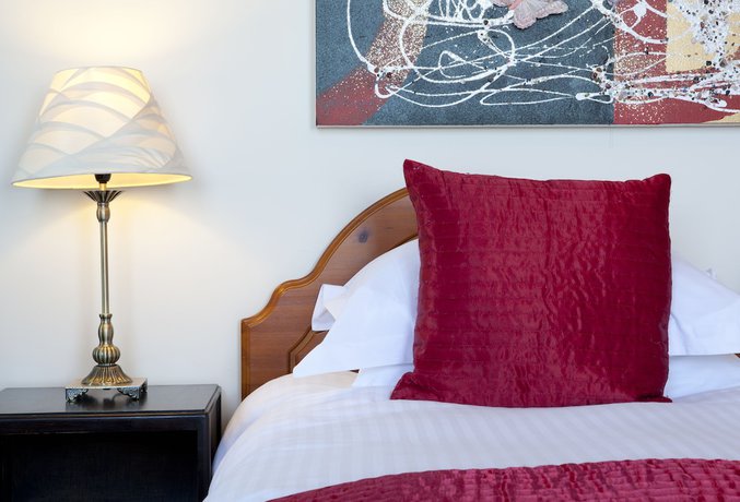 Imagen de la habitación del Hotel Camelot Castle. Foto 12