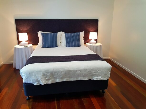 Imagen de la habitación del Hotel Camelot Cottages. Foto 31