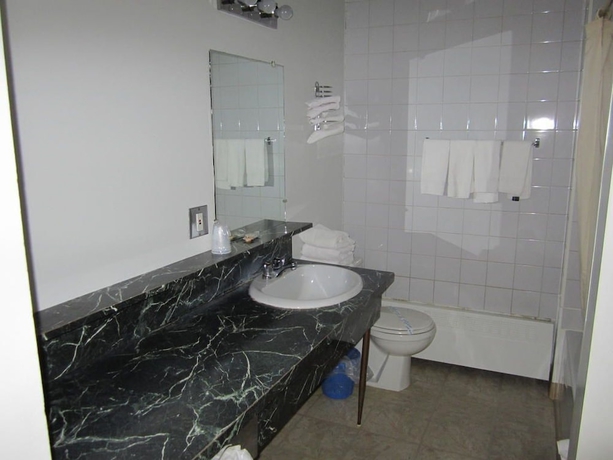 Imagen de la habitación del Hotel Camelot Court Motel. Foto 16