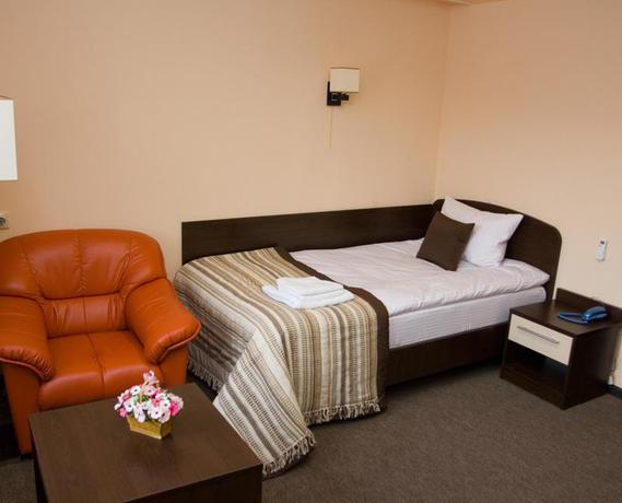 Imagen de la habitación del Hotel Camelot Hotel. Foto 2