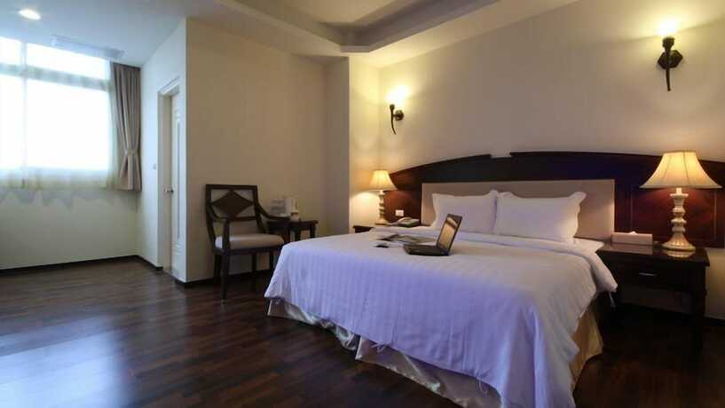 Imagen general del Hotel Camelot Inn, Jian. Foto 11