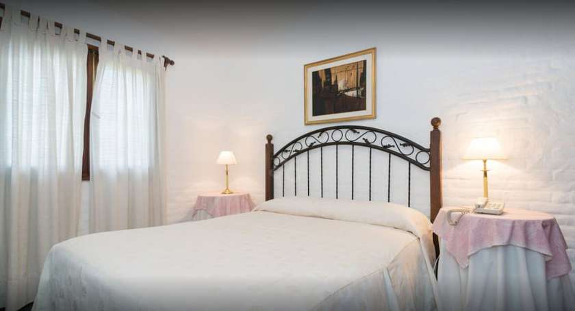 Imagen de la habitación del Hotel Camelot, PUNTA DEL ESTE. Foto 2