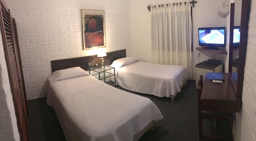 Imagen de la habitación del Hotel Camelot, PUNTA DEL ESTE. Foto 3
