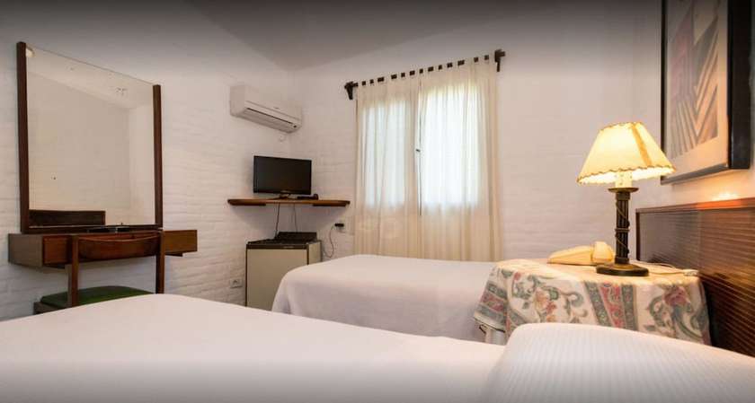 Imagen de la habitación del Hotel Camelot, PUNTA DEL ESTE. Foto 6