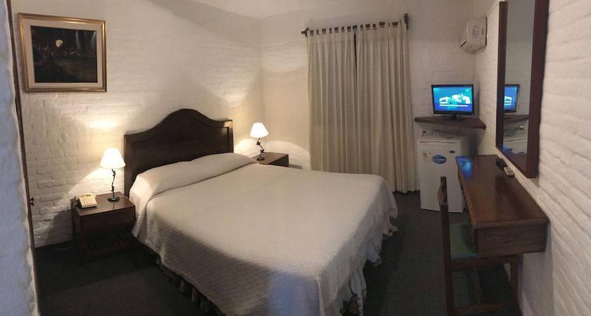 Imagen de la habitación del Hotel Camelot, PUNTA DEL ESTE. Foto 8