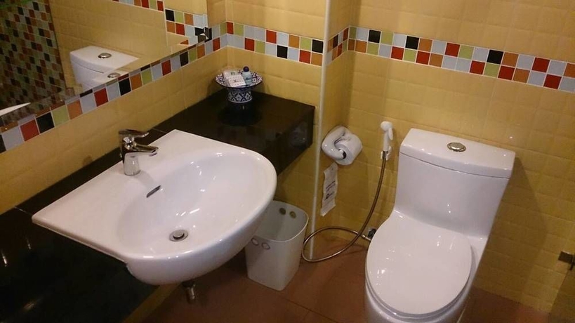 Imagen de la habitación del Hotel Camelot Pattaya. Foto 3