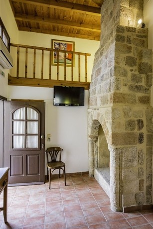 Imagen de la habitación del Hotel Camelot Traditional and Classic. Foto 14