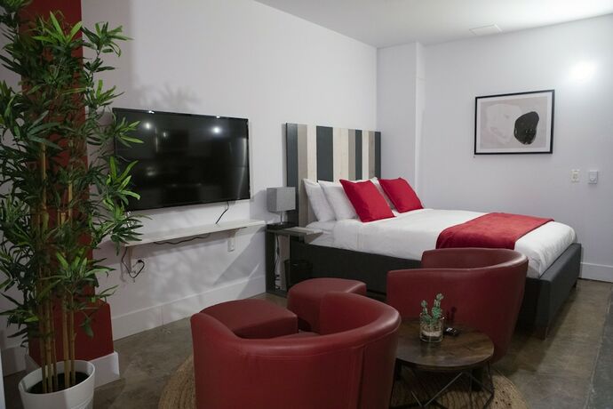 Imagen general del Hotel Cameo and Suites. Foto 2