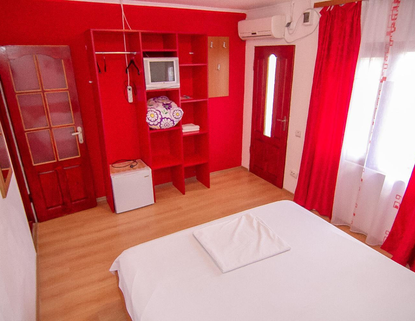 Imagen general del Hotel Camere De &icirc;nchiriat Doriana. Foto 17