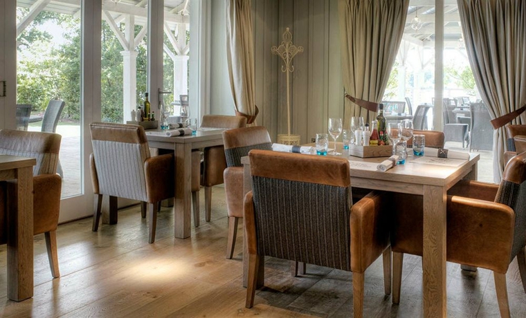 Imagen del bar/restaurante del Hotel Cameron House. Foto 4