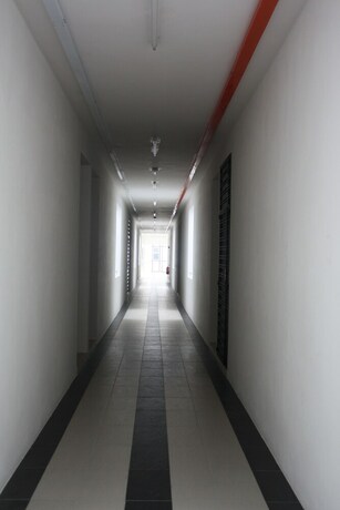 Imagen de los interiores del Hotel Cameron Strawberry Residence. Foto 37
