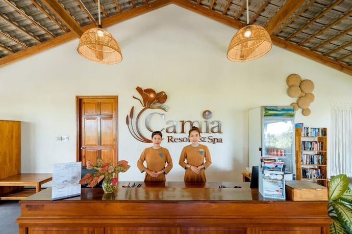Imagen de los interiores del Hotel Camia Resort and Spa. Foto 17
