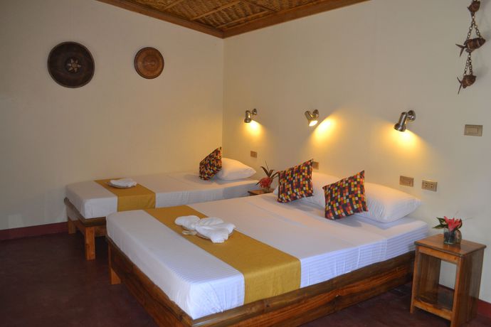 Imagen de la habitación del Hotel Camiguin Volcan Beach Eco Retreat and Dive Resort. Foto 15