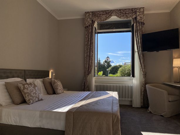 Imagen de la habitación del Hotel Camin Luino. Foto 2
