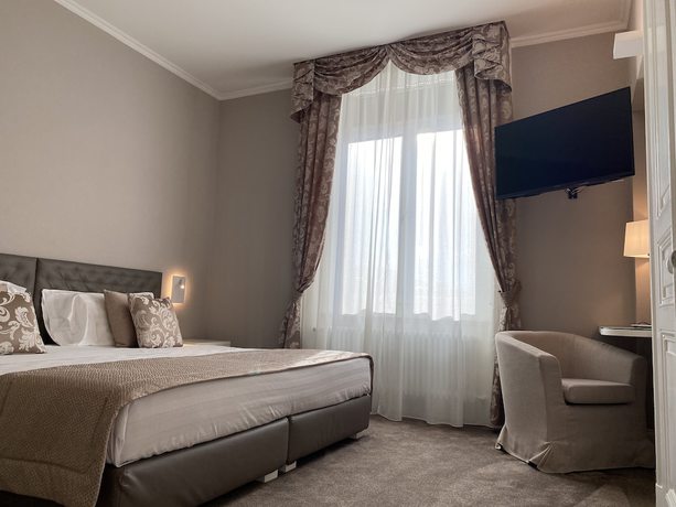 Imagen de la habitación del Hotel Camin Luino. Foto 3