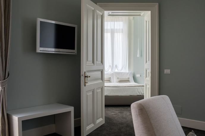 Imagen de la habitación del Hotel Camin Luino. Foto 9