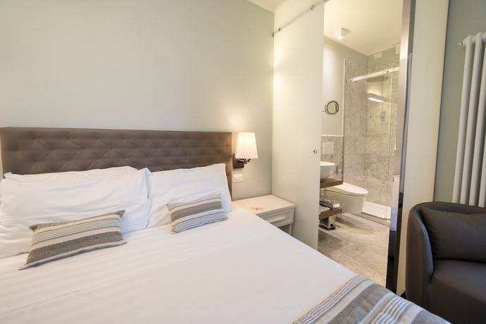 Imagen de la habitación del Hotel Camin Luino. Foto 13
