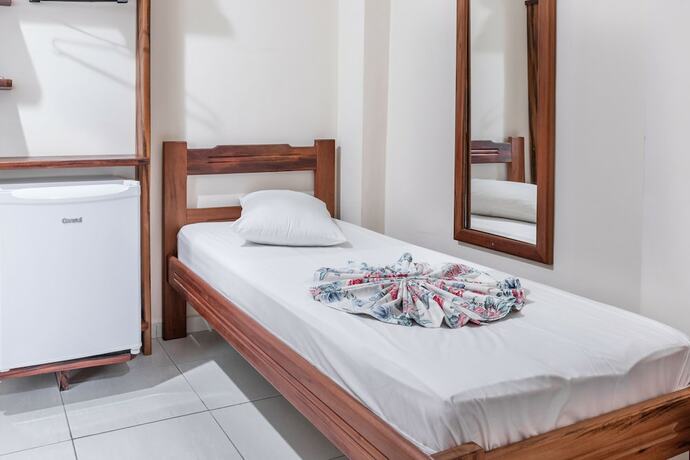 Imagen de la habitación del Hotel Caminho Do Ros&aacute;rio. Foto 16