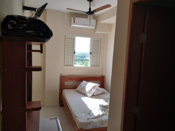 Imagen de la habitación del Hotel Caminho Do Ros&aacute;rio. Foto 25