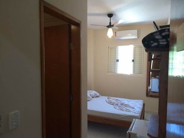 Imagen de la habitación del Hotel Caminho Do Ros&aacute;rio. Foto 38