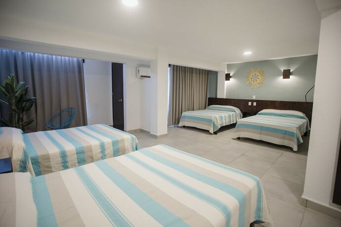 Imagen de la habitación del Hotel Camino Del Sol. Foto 15