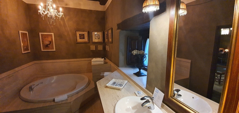 Imagen de la habitación del Hotel Camino Real De Selores. Foto 9