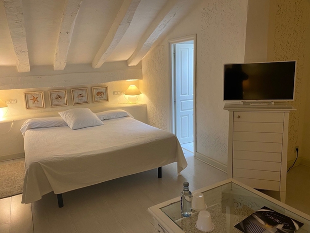 Imagen de la habitación del Hotel Camino Real De Selores. Foto 14