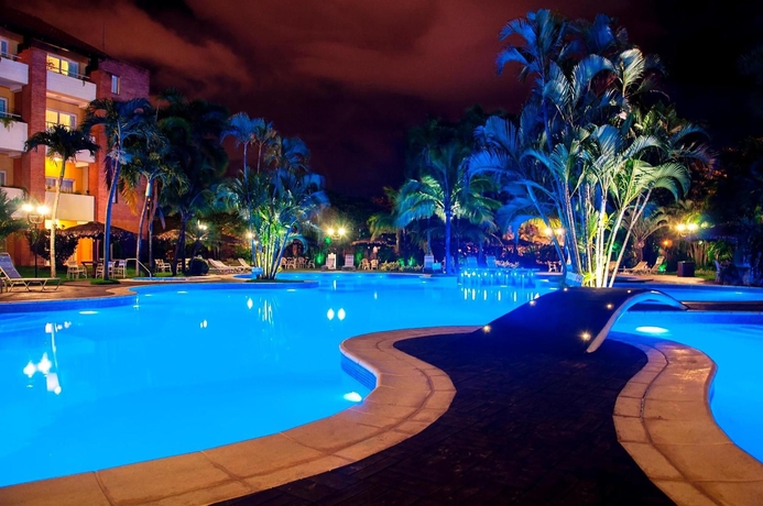 Imagen de la piscina del Hotel Camino Real, Municipio Santa Cruz de la Sierra. Foto 12