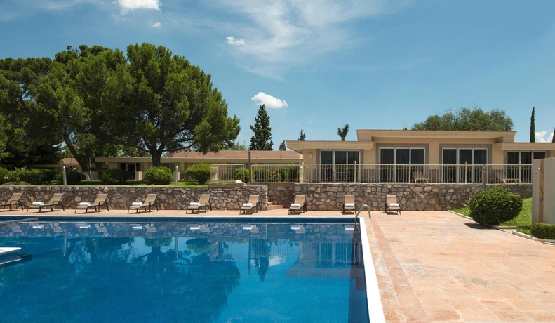 Imagen de la piscina del Hotel Camino Real Saltillo. Foto 16