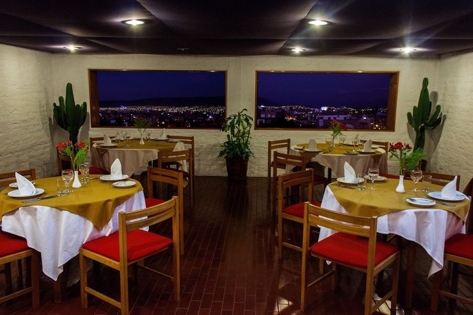 Imagen del bar/restaurante del Hotel Camino Real, Tacna. Foto 3