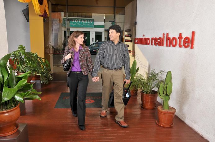 Imagen general del Hotel Camino Real, Tacna. Foto 1