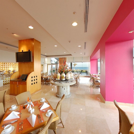 Imagen del bar/restaurante del Hotel Camino Real Veracruz. Foto 3