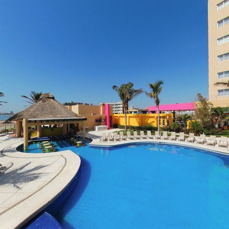 Imagen de la piscina del Hotel Camino Real Veracruz. Foto 14