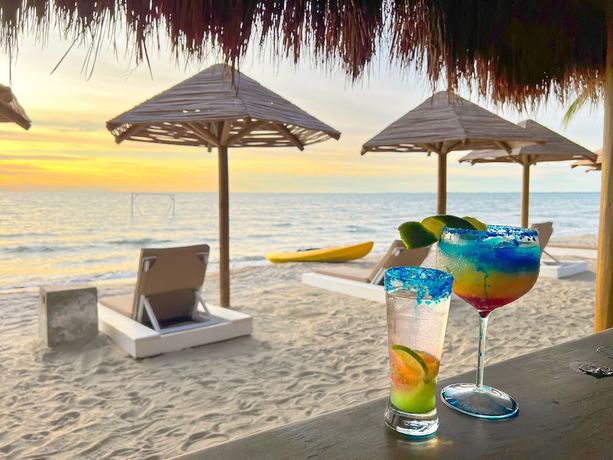 Imagen del bar/restaurante del Hotel Camino Verde, Tolu. Foto 2