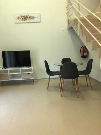 Imagen de los interiores del Hotel Camino de Rabé. Foto 14