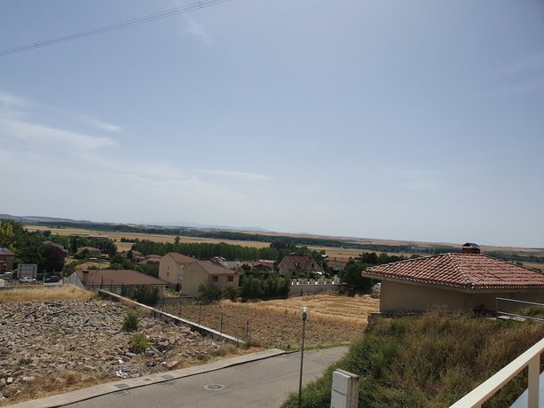 Imagen general del Hotel Camino de Rabé. Foto 2