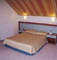 Imagen de la habitación del Hotel Camkar. Foto 4