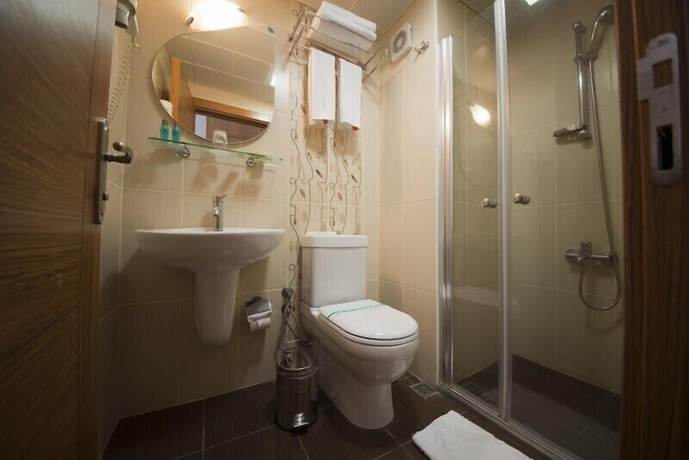 Imagen de la habitación del Hotel Camkar. Foto 3