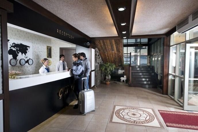 Imagen de los interiores del Hotel Camkar. Foto 14