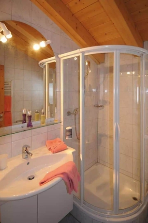 Imagen de la habitación del Hotel Camona Und Apart Walserhof. Foto 13