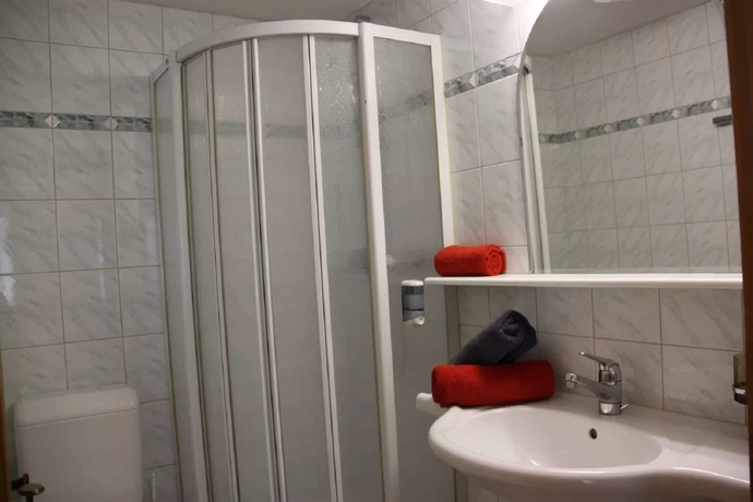 Imagen de la habitación del Hotel Camona Und Apart Walserhof. Foto 15