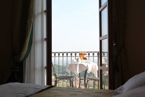 Imagen de la habitación del Hotel Camoretti. Foto 9