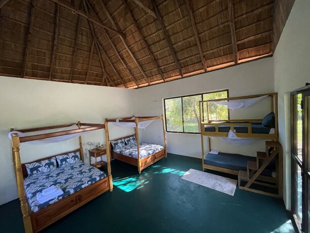 Imagen de la habitación del Hotel Camp Atupele. Foto 11
