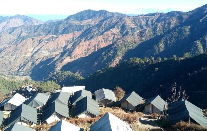 Imagen general del Hotel Camp Awara Dhanaulti. Foto 17