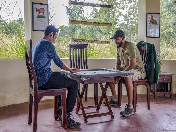 Imagen de los interiores del Hotel Camp Dev Vilas Kanha. Foto 19