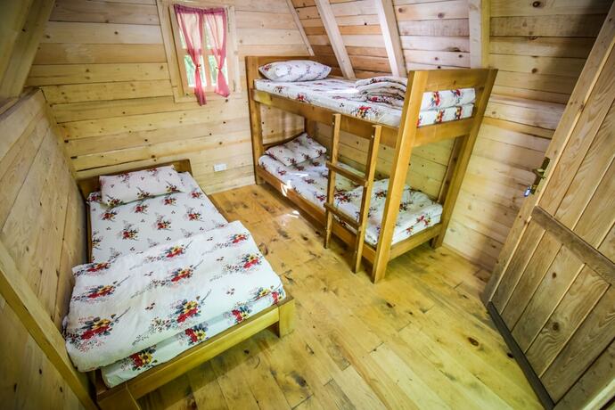 Imagen de la habitación del Hotel Camp Divlja Rijeka. Foto 17