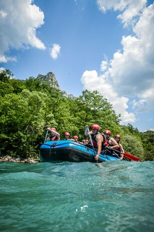 Imagen general del Hotel Camp Divlja Rijeka. Foto 14