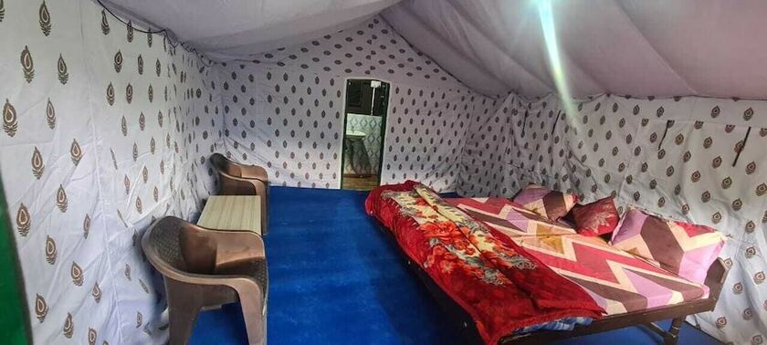 Imagen de la habitación del Hotel Camp Exotica Manali. Foto 6