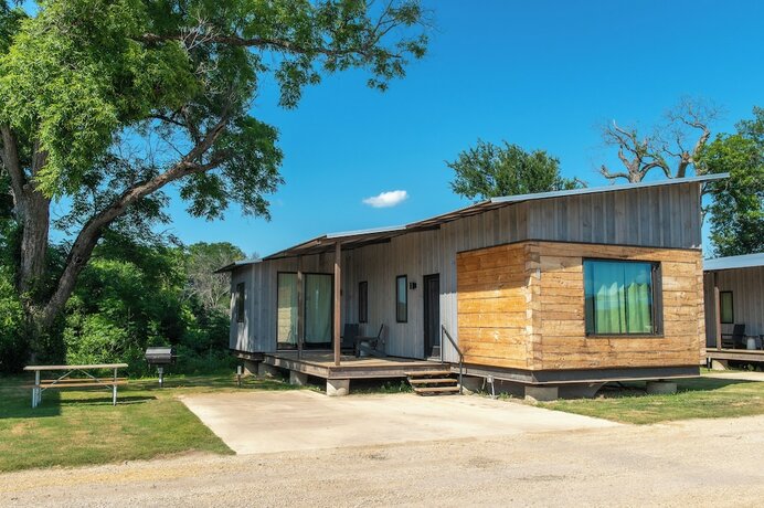 Imagen de la habitación del Hotel Camp Fimfo Waco. Foto 13