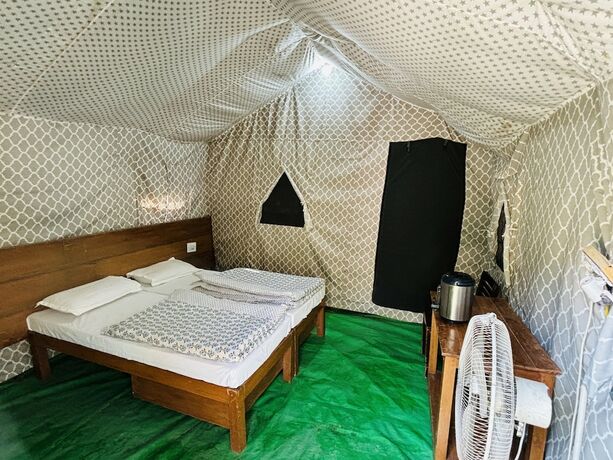 Imagen general del Hotel Camp High 5 Jayalgarh. Foto 2